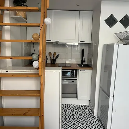 Gasthof Charming With Patio Passerelle Paris